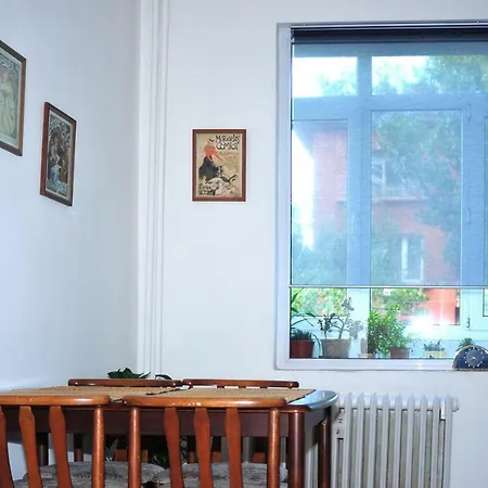 Best Location In Downtown Apartment